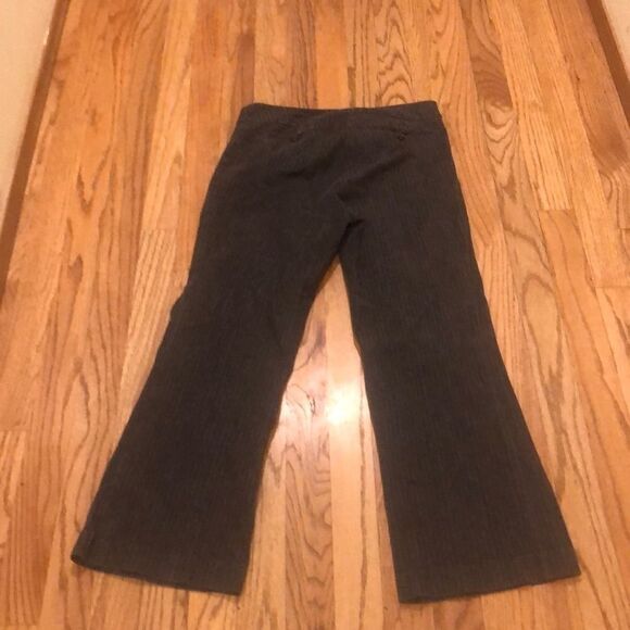 Trina Turk gray slacks with white stripes - Picture 5 of 7